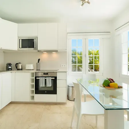 Charlana By Buenavilla Villa *